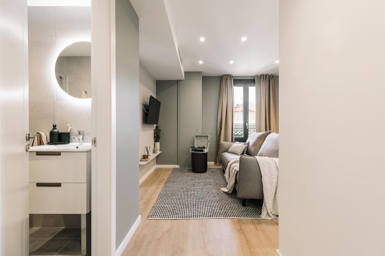 Agropoli - 2 Bedrooms And Terrace In Ciutat Vella Barcelona